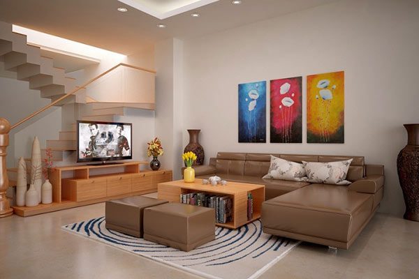 Màu sơn trắng kết hợp với ghế sofa màu nâu