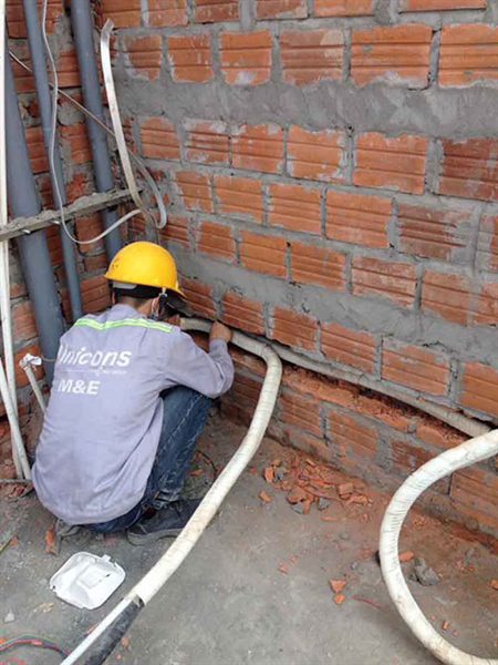 Nhân Công Đục Tường Đi Ống Âm Tường - md